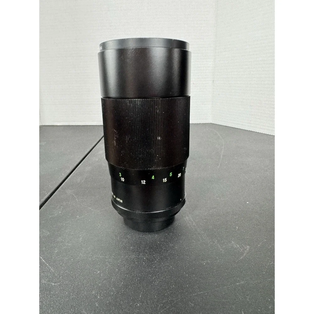 Vivitar 200mm f/3.5 Auto‎ Telephoto Lens 62mm 28415657 Made in Japan - case